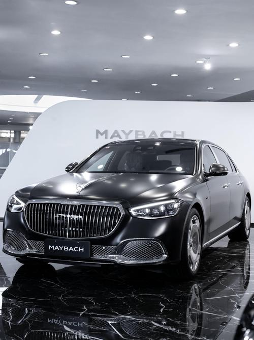 重庆187岚图汽车的售后服务让用户无忧出行，迈巴赫未来的豪华车趋势